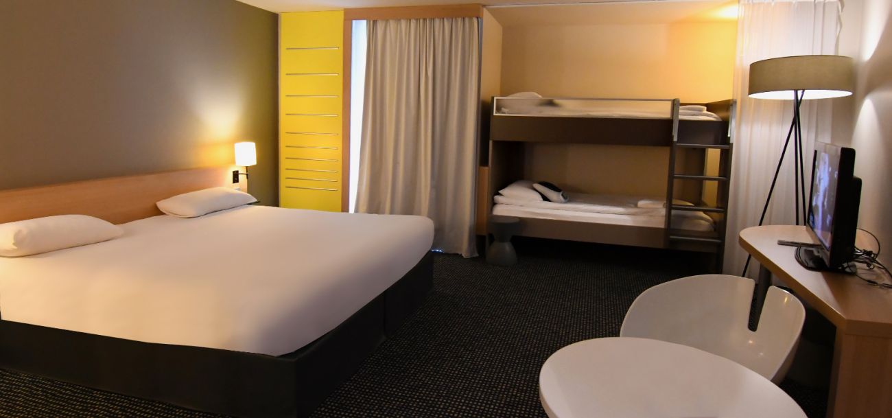 Chambre famille de l'hôtel Ibis Styles Nantes Aéroport