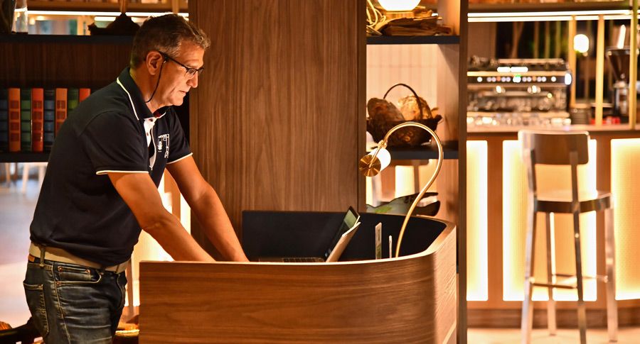 Equipe de l'hôtel Ibis Nantes Rezé